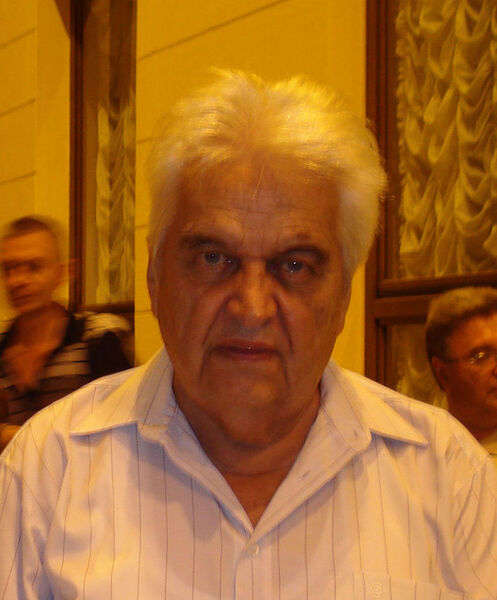 Євген Крилатов